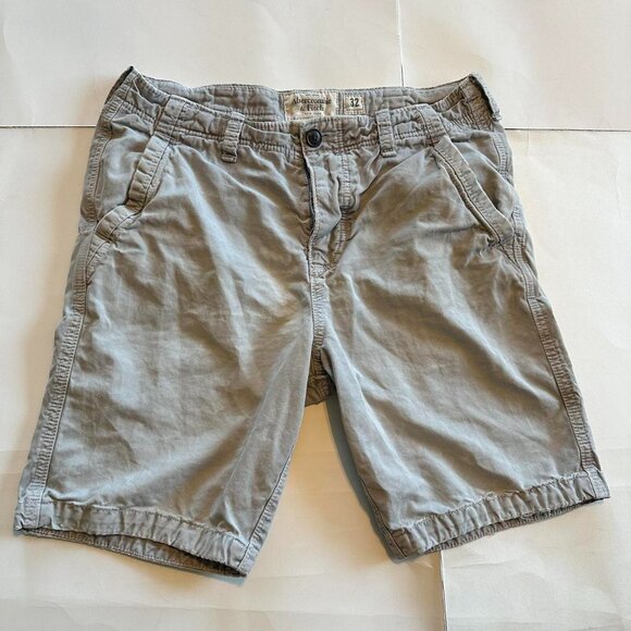 Abercrombie & Fitch Shorts Mens 32 Gray  Flat Front Button Fly - Picture 1 of 1